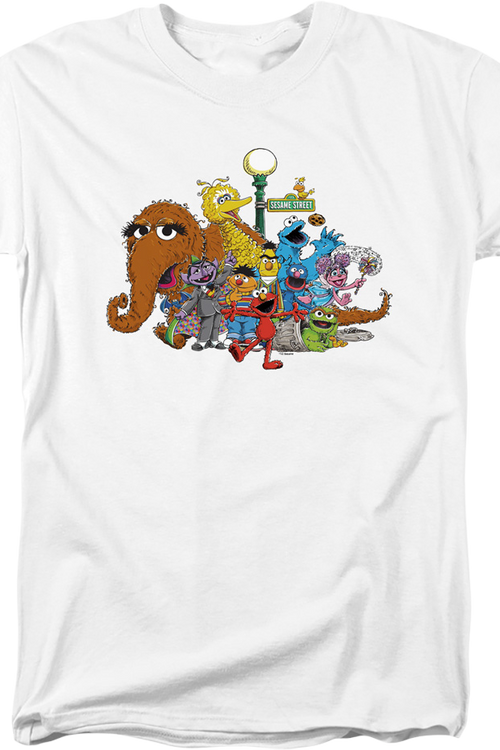 Classic Characters Group Photo Sesame Street T-Shirtmain product image