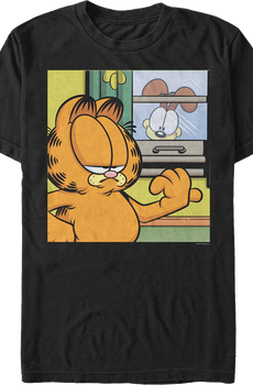 Doggie In The Window Garfield T-Shirt